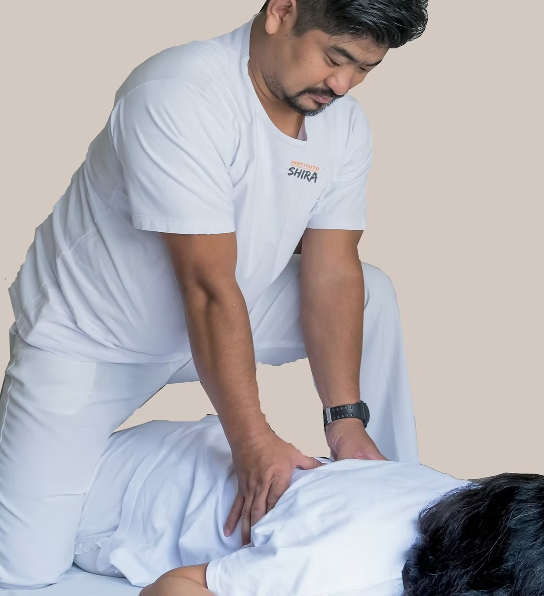 Atendimento de Shiatsu Método Shira pelo Dr. Shira